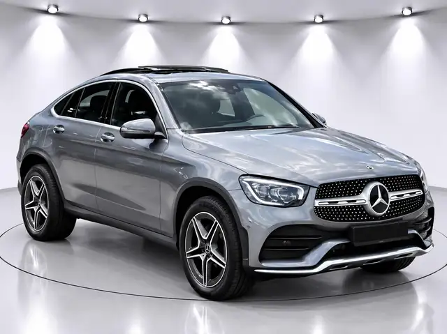 Mercedes-Benz GLC view 5