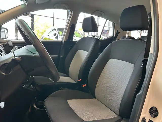 Hyundai I10 view 9