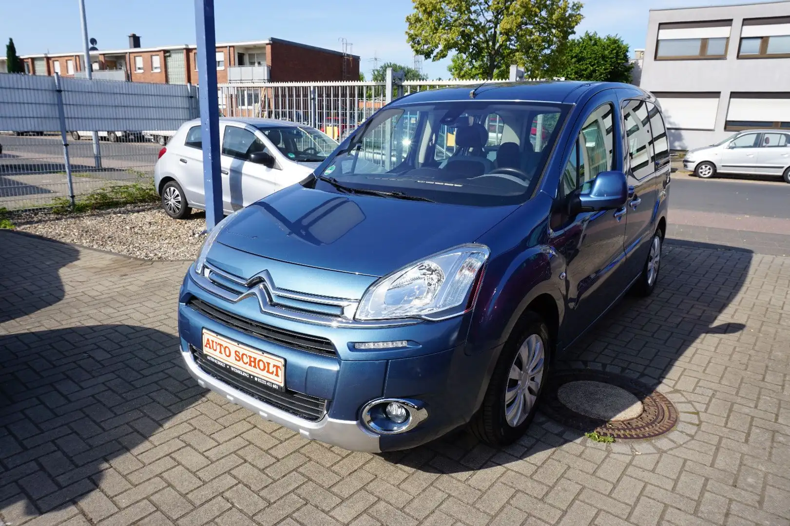 Citroen Berlingo Kombi Multispace Blau - 2