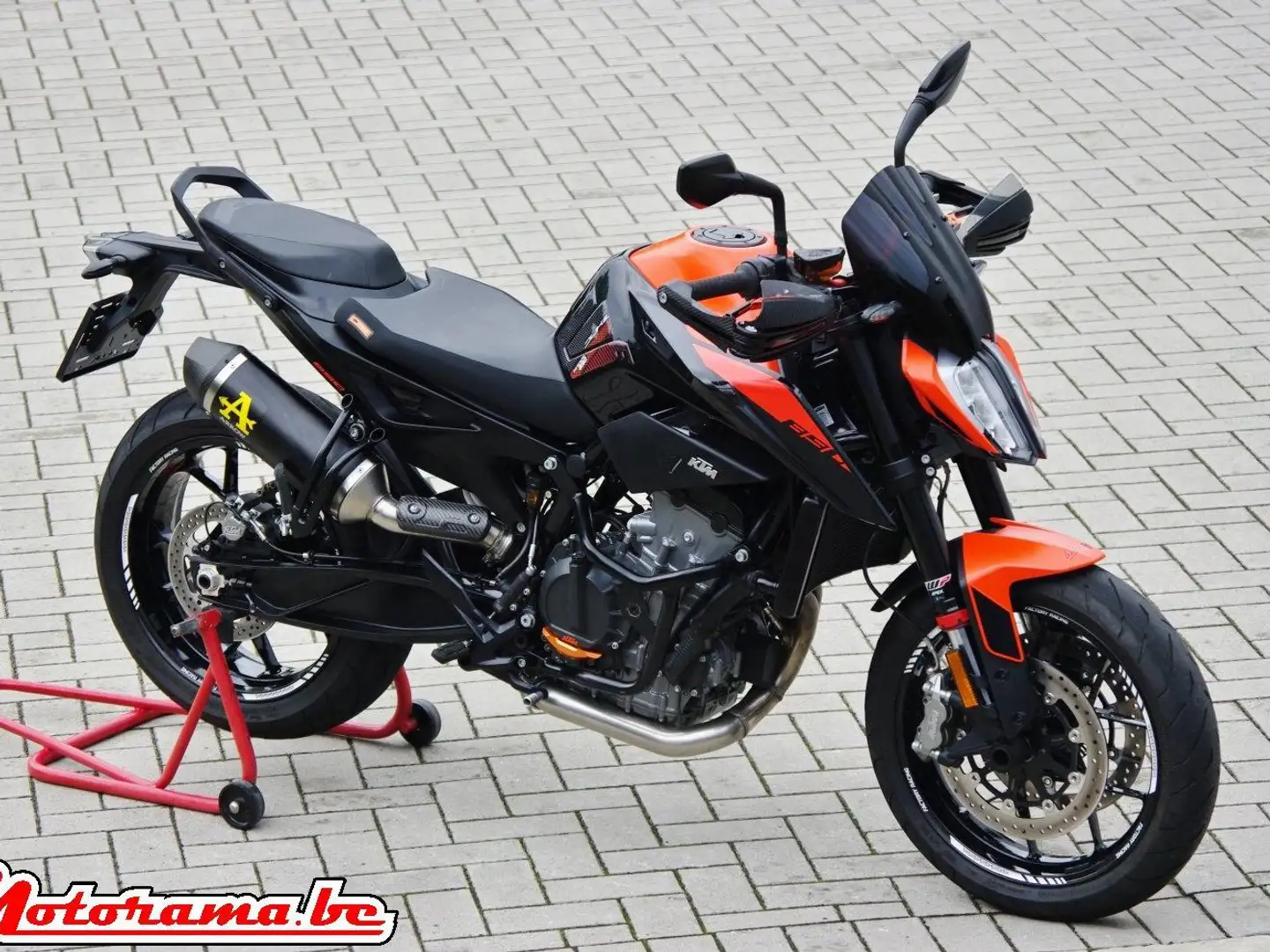 KTM 890 Duke Orange - 1