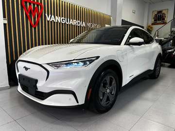 AWD 198kW Batería 75.7Kwh