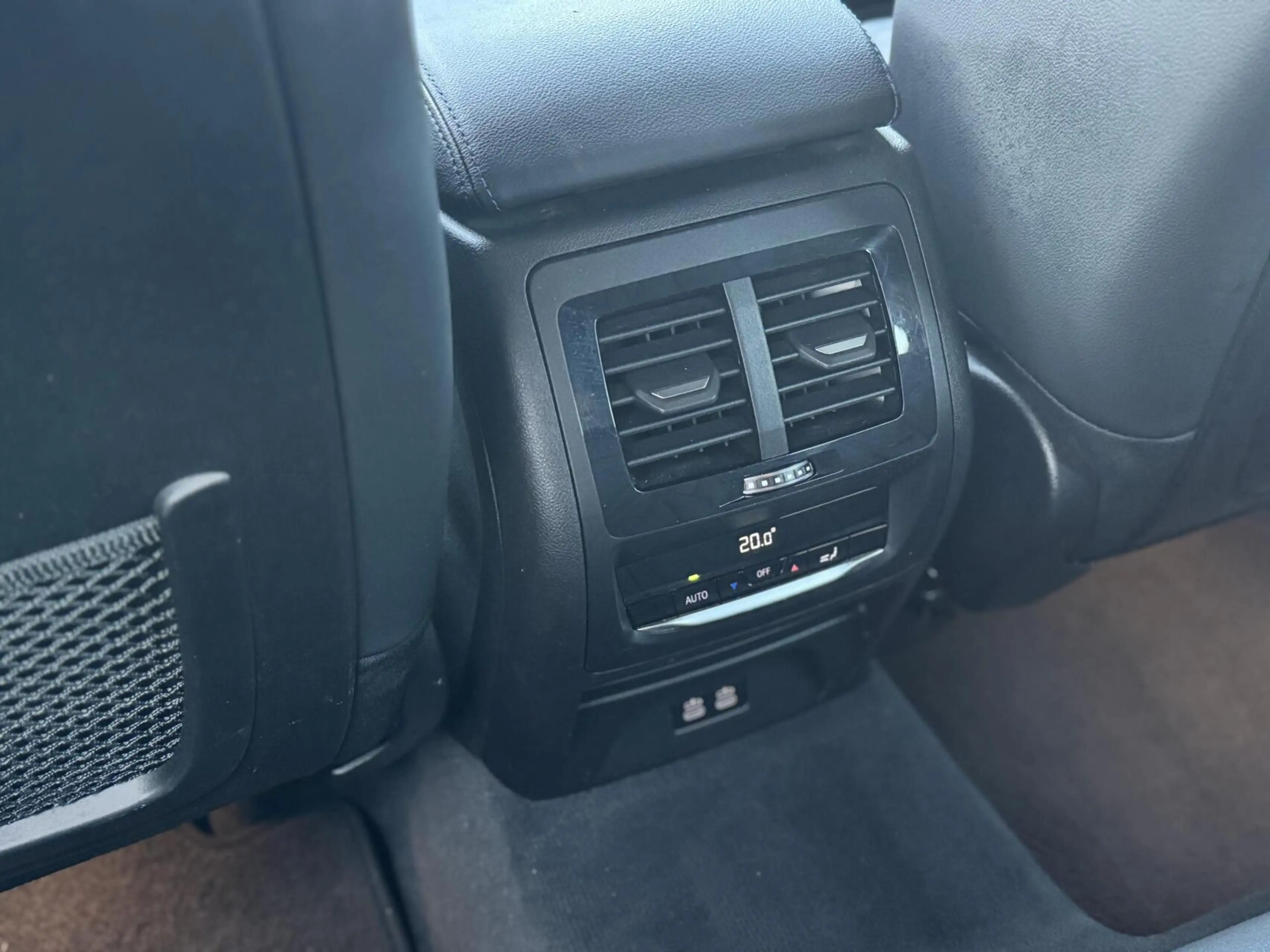 BMW X3 xDrive30e M Sport|Laserlight|HUD|Driving Assistant — photo 6