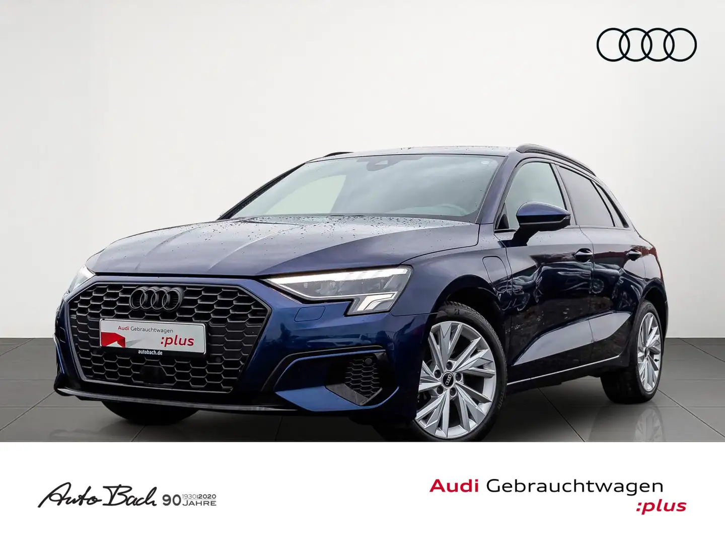 Audi A3 Advanced 40TFSI e Stronic LED GRA E Blauw - 1
