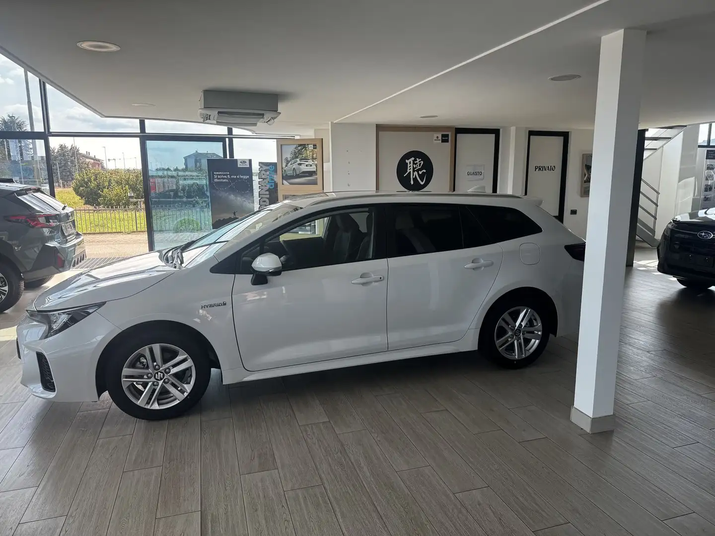 Suzuki Swace Swace 1.8 Hybrid E-CVT 2WD Cool Bianco - 2