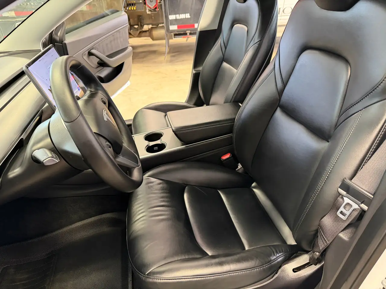 Tesla Model 3 photo Tesla Model 3