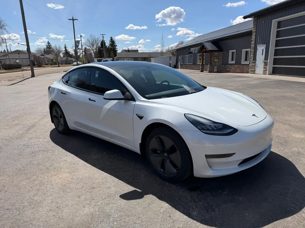 Tesla Model 3 photo Tesla Model 3