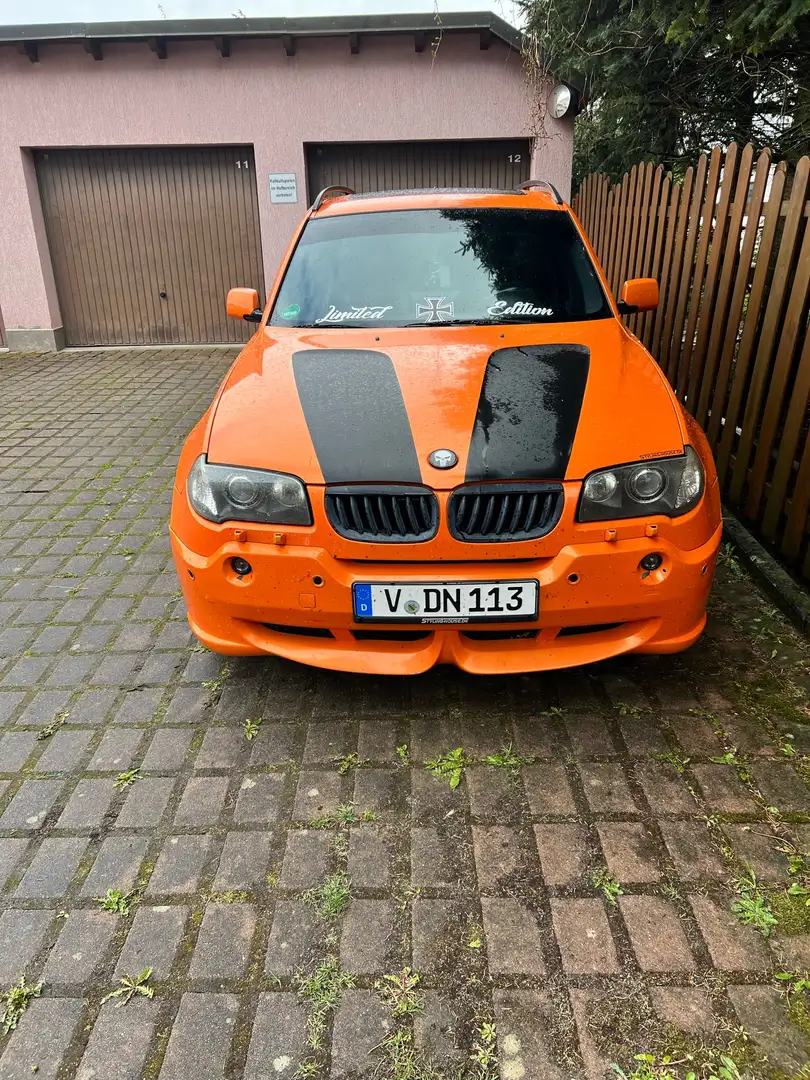 BMW X3 3.0d Aut. Orange - 2