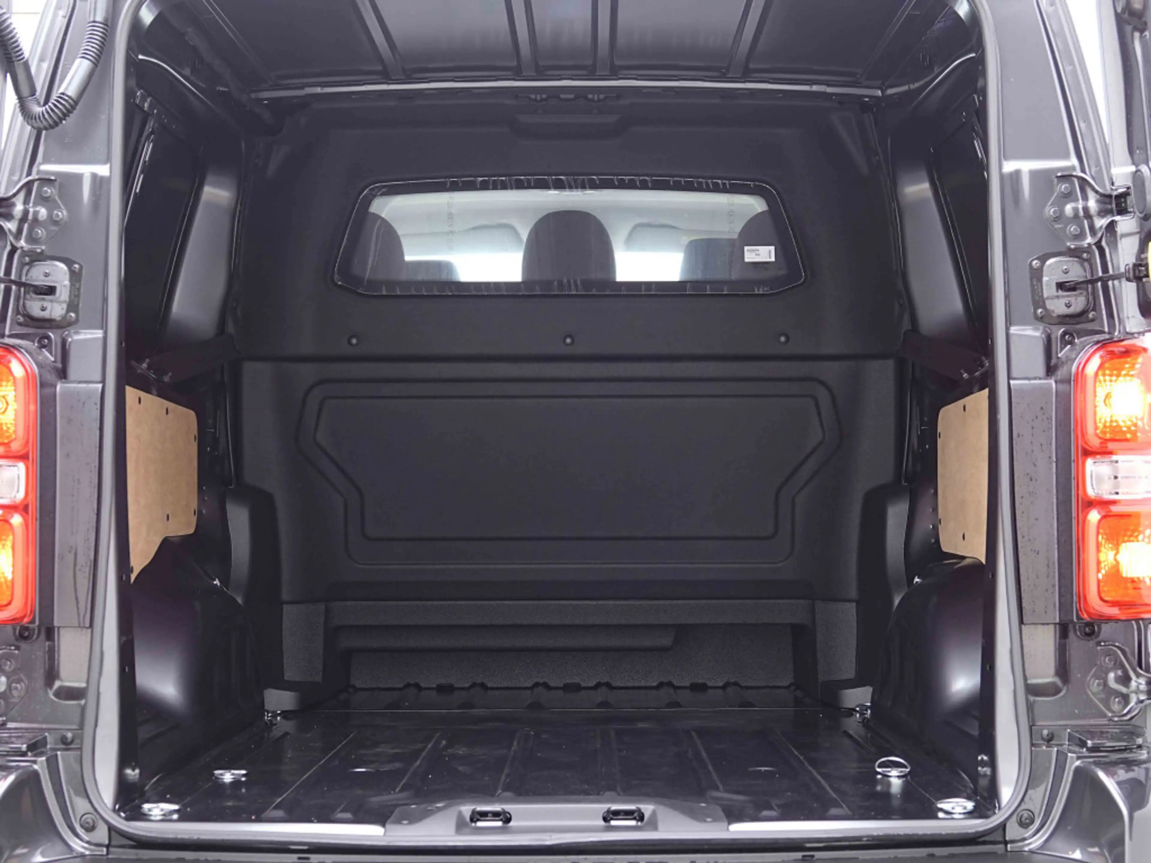 Citroen Jumpy Double Cab XL 2.2 HDi Aut 5 PL | Look Pack | LED | GPS | City Connect Pack — photo 6
