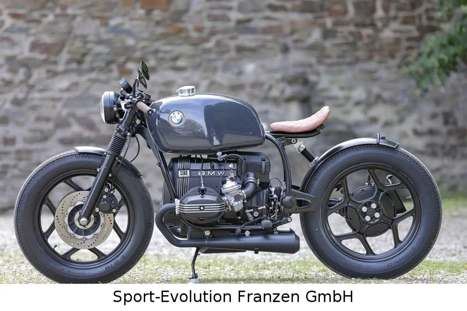 BMW R 80 R 100 Bobber SE Concept Bike - 1