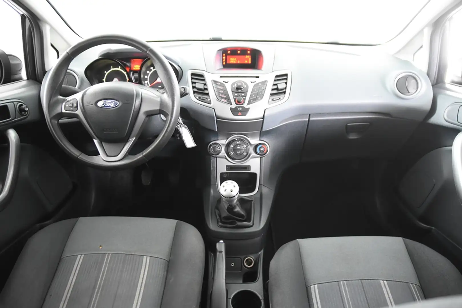 Ford Fiesta 1.25 Trend *Airco*Nieuwe APK* Zwart - 2