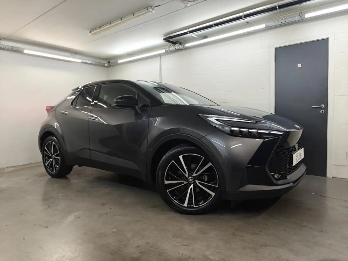Toyota C-HR Premium + Luxury Pack Grau - 2