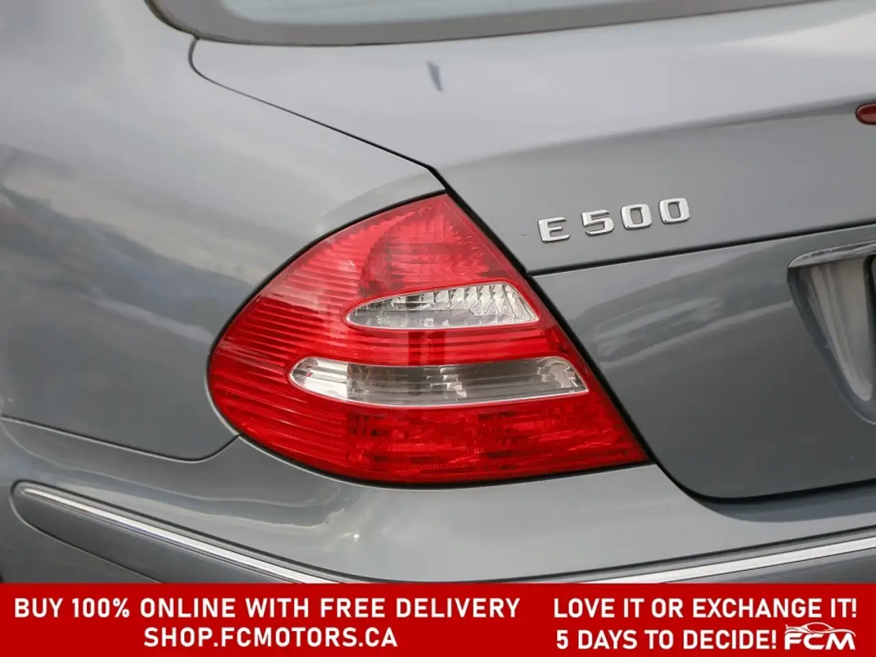 Mercedes-Benz E-Class снимка Mercedes-Benz E-Class
