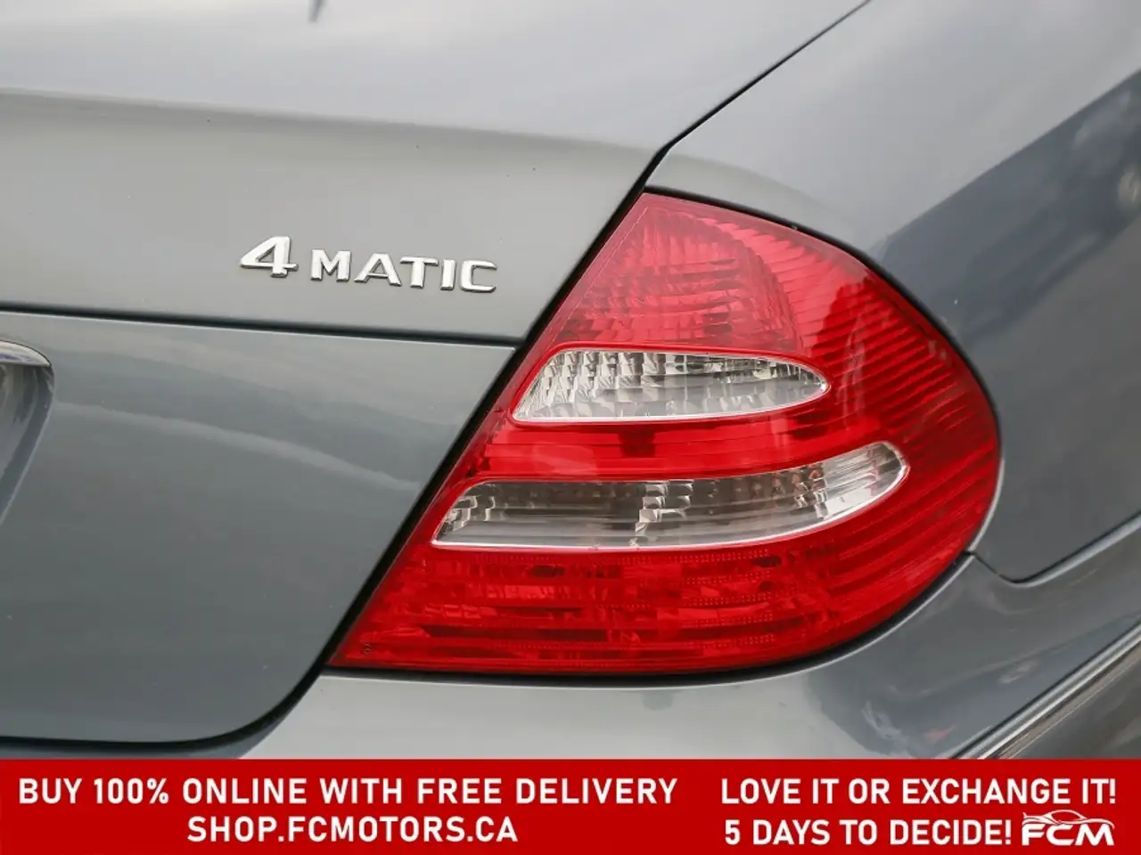 Mercedes-Benz E-Class снимка Mercedes-Benz E-Class
