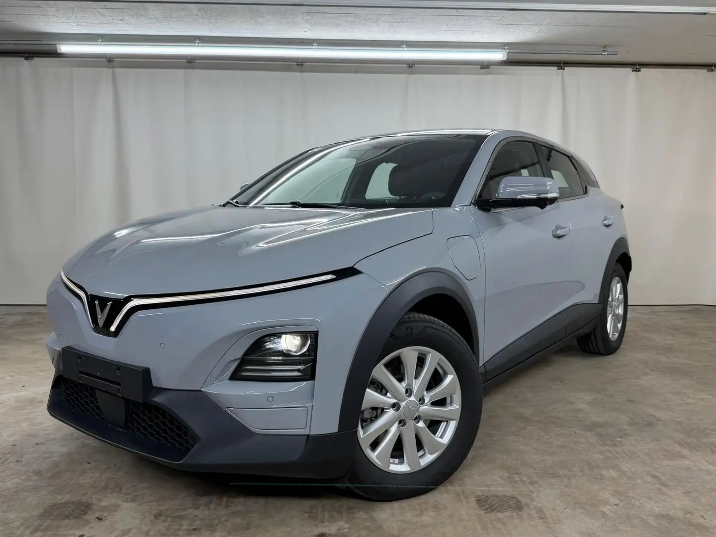 VinFast Sonstige VF6 Eco 59,6 kWh Grau - 1