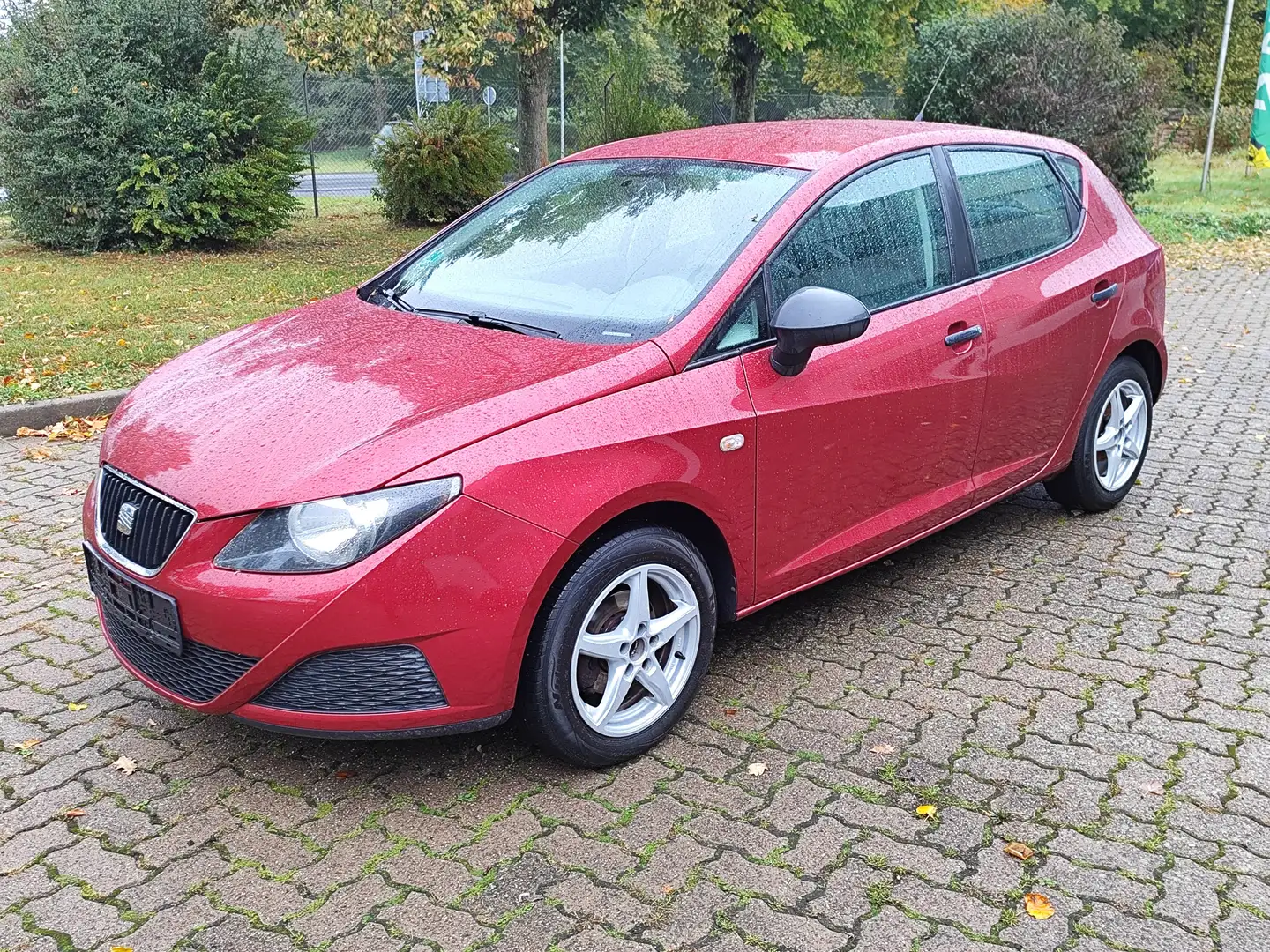 SEAT Ibiza Ibiza 5-Türer 1.4 16V Rot - 1