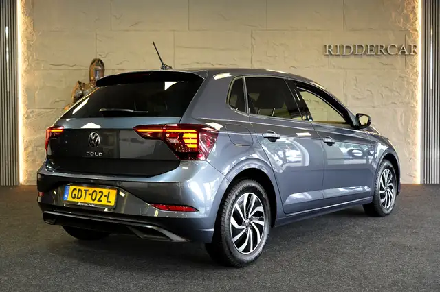 Volkswagen Polo view 5