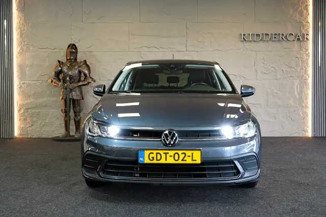 Volkswagen Polo view 2