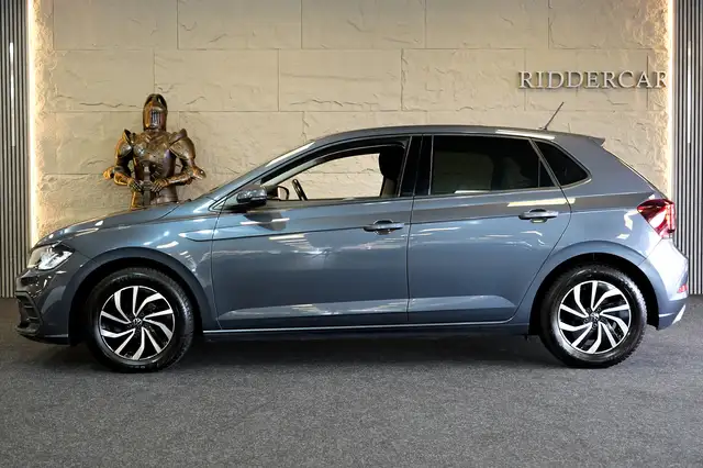 Volkswagen Polo view 8
