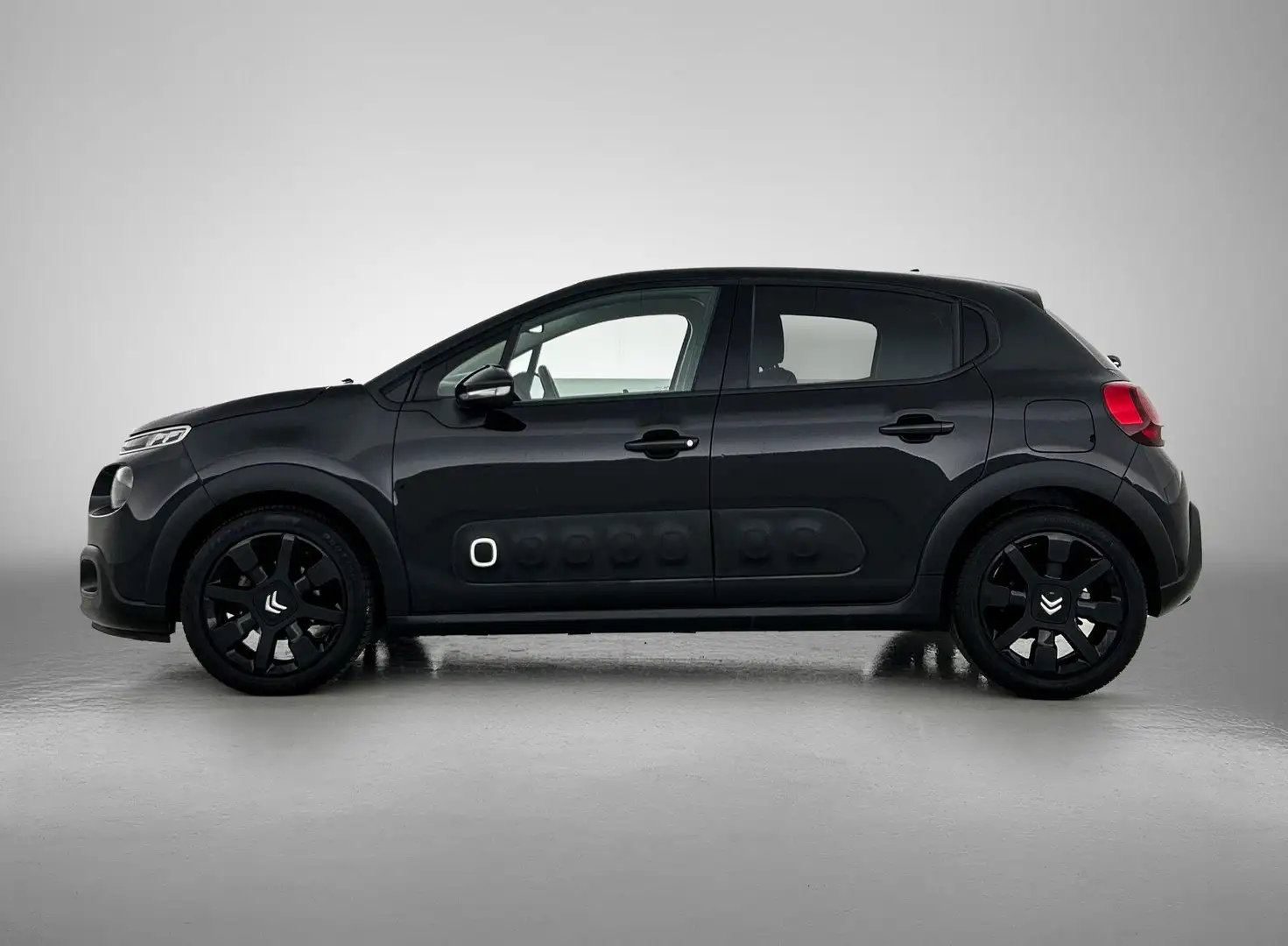 Citroen C3 1.2 PureTech S&S Shine | 110pk | Automaat | Parkee Zwart - 2