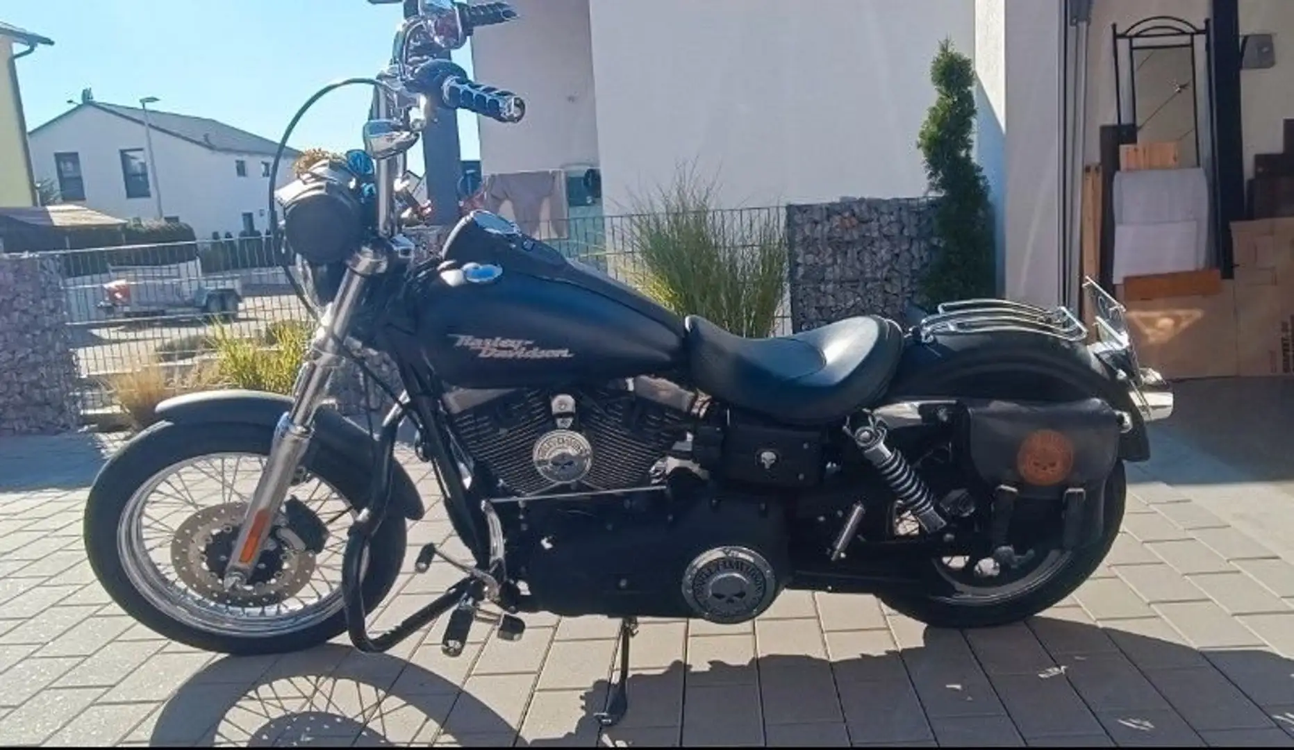 Harley-Davidson Street Bob Siyah - 2
