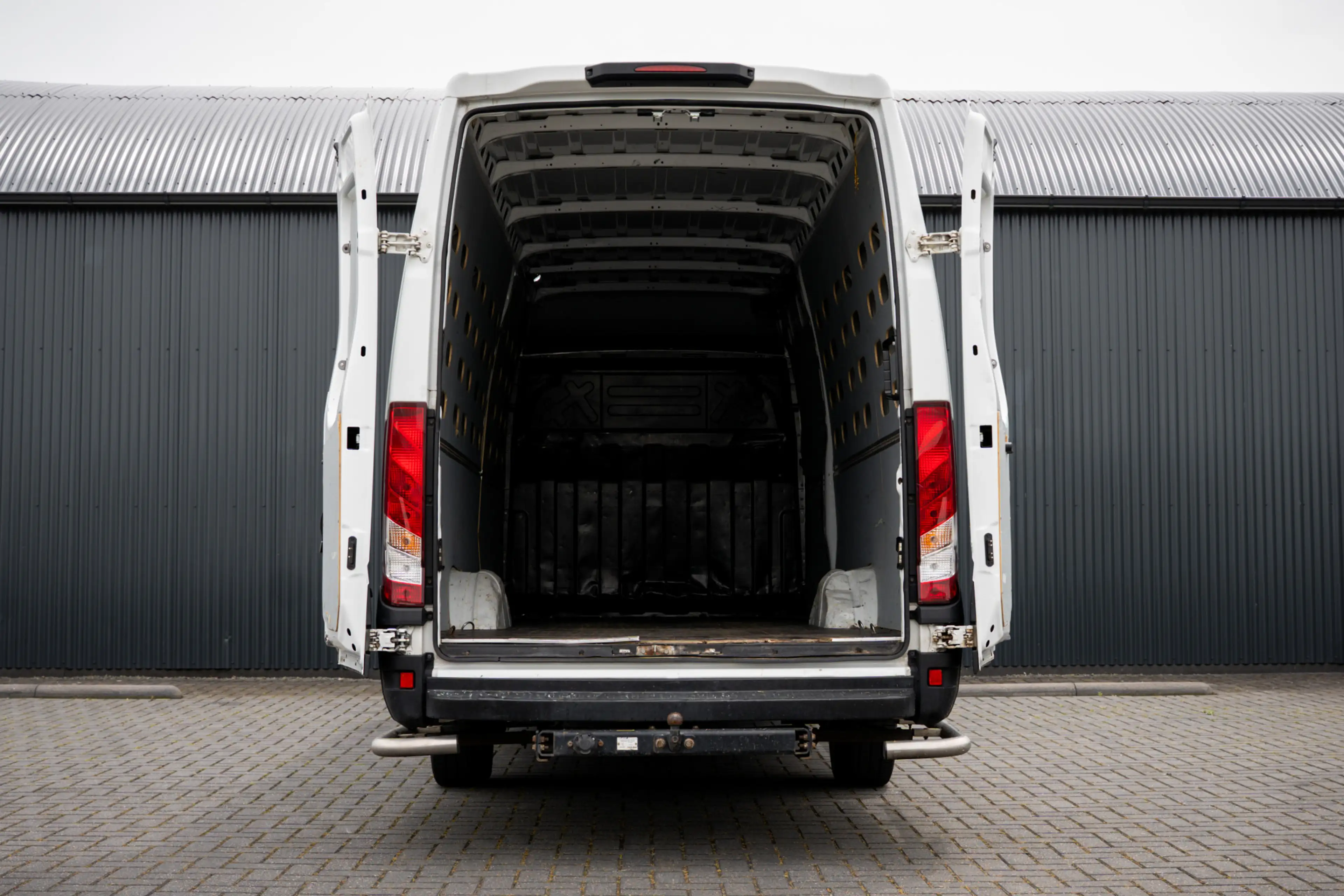 Iveco Daily 35S14V 2.3 L4H2 | Automaat | 3.5T Trekgewicht | Cl — photo 9