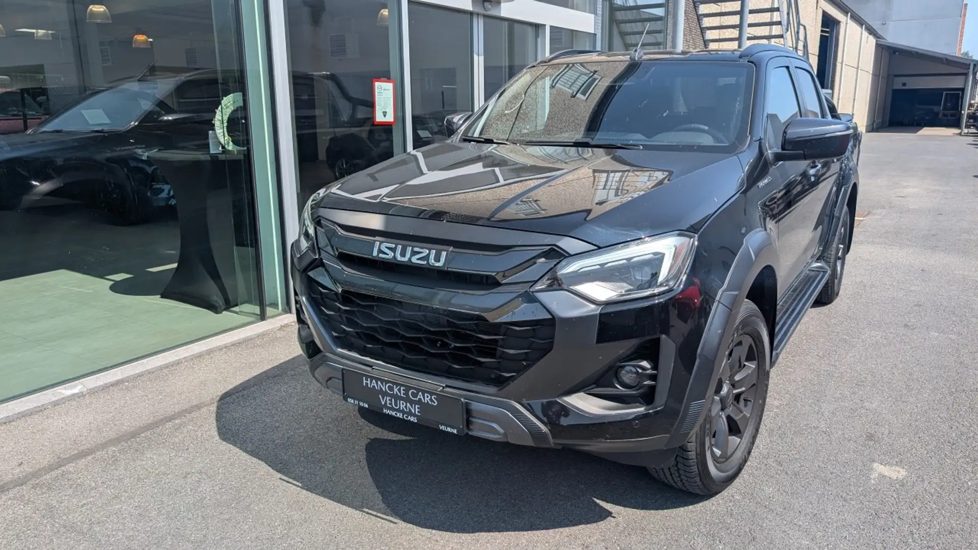 Isuzu D-Max V-Cross Dubbel Cab Lichte Vracht Zwart - 2
