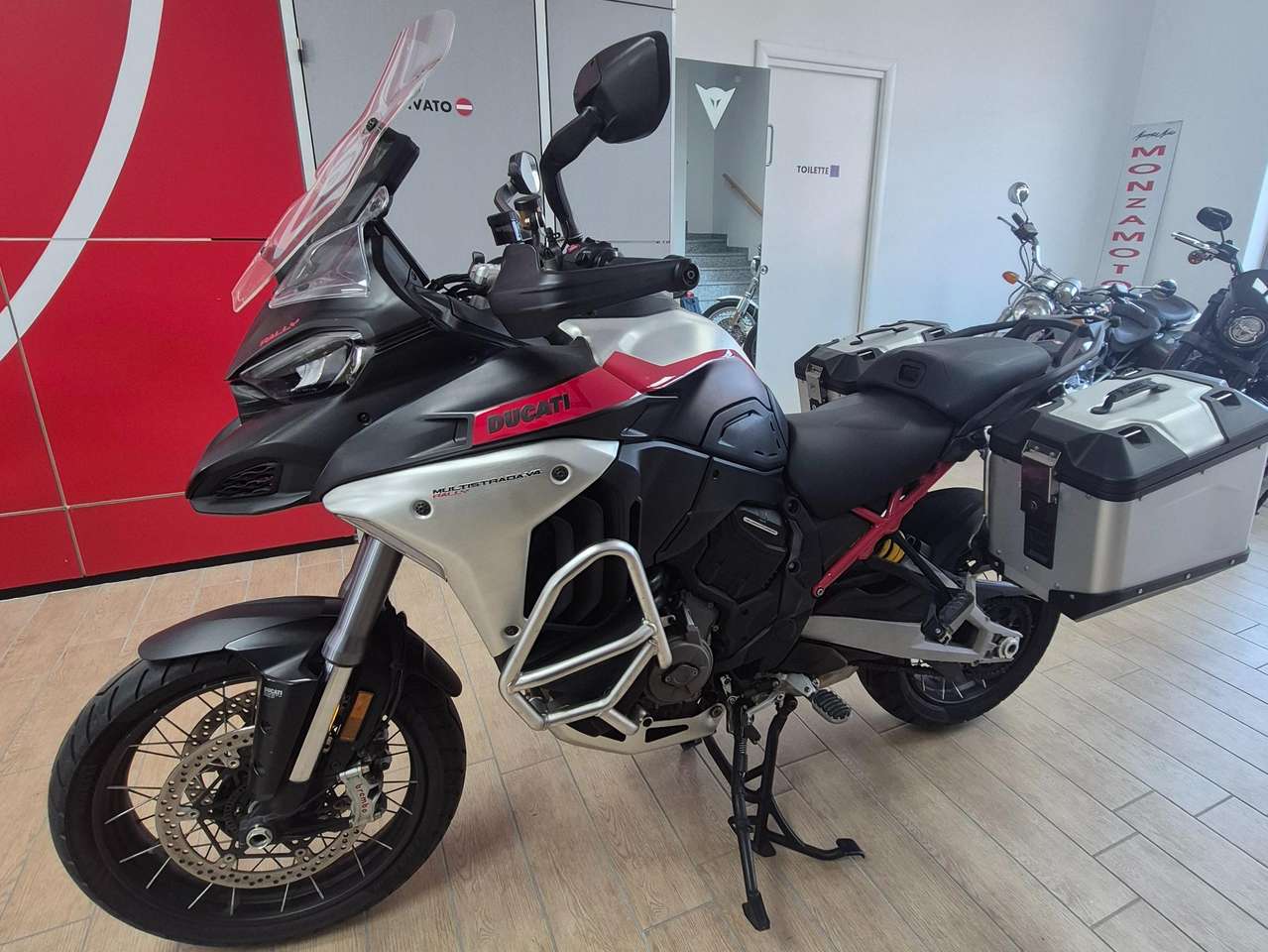 Ducati Multistrada V4 RALLY TRAVEL RADAR