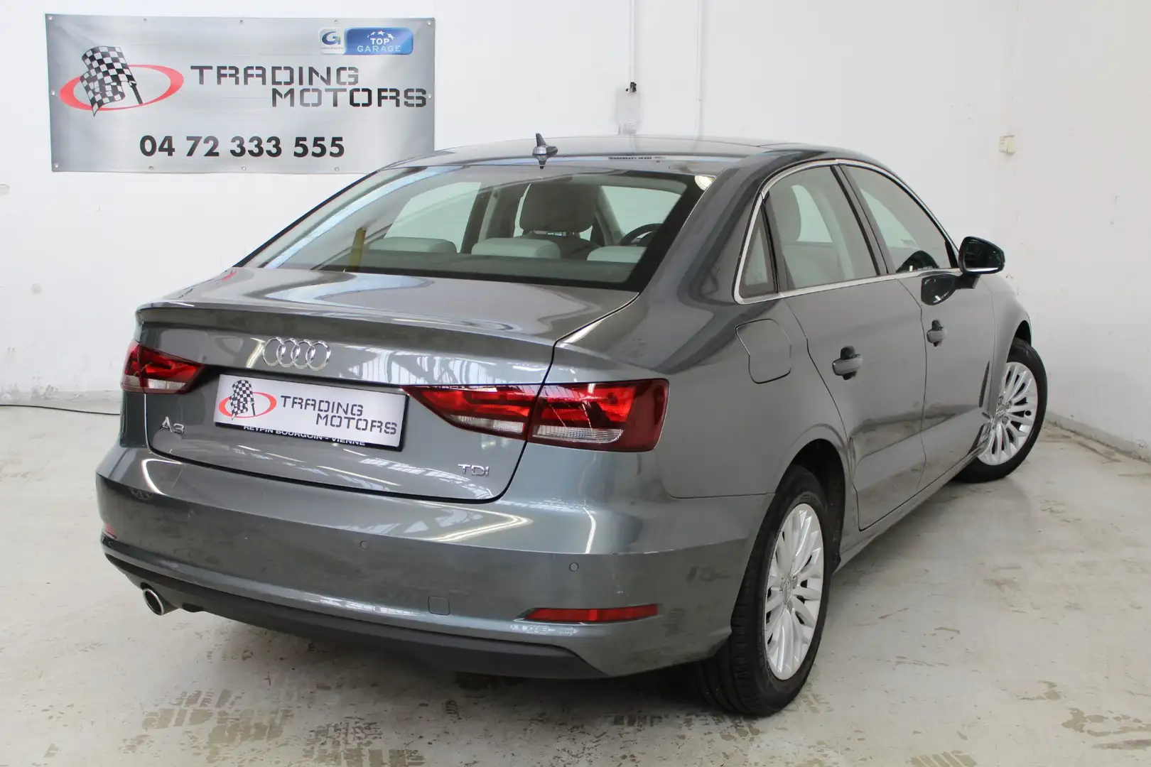 Audi A3 Ambition Luxe S-tronic Gris - 2