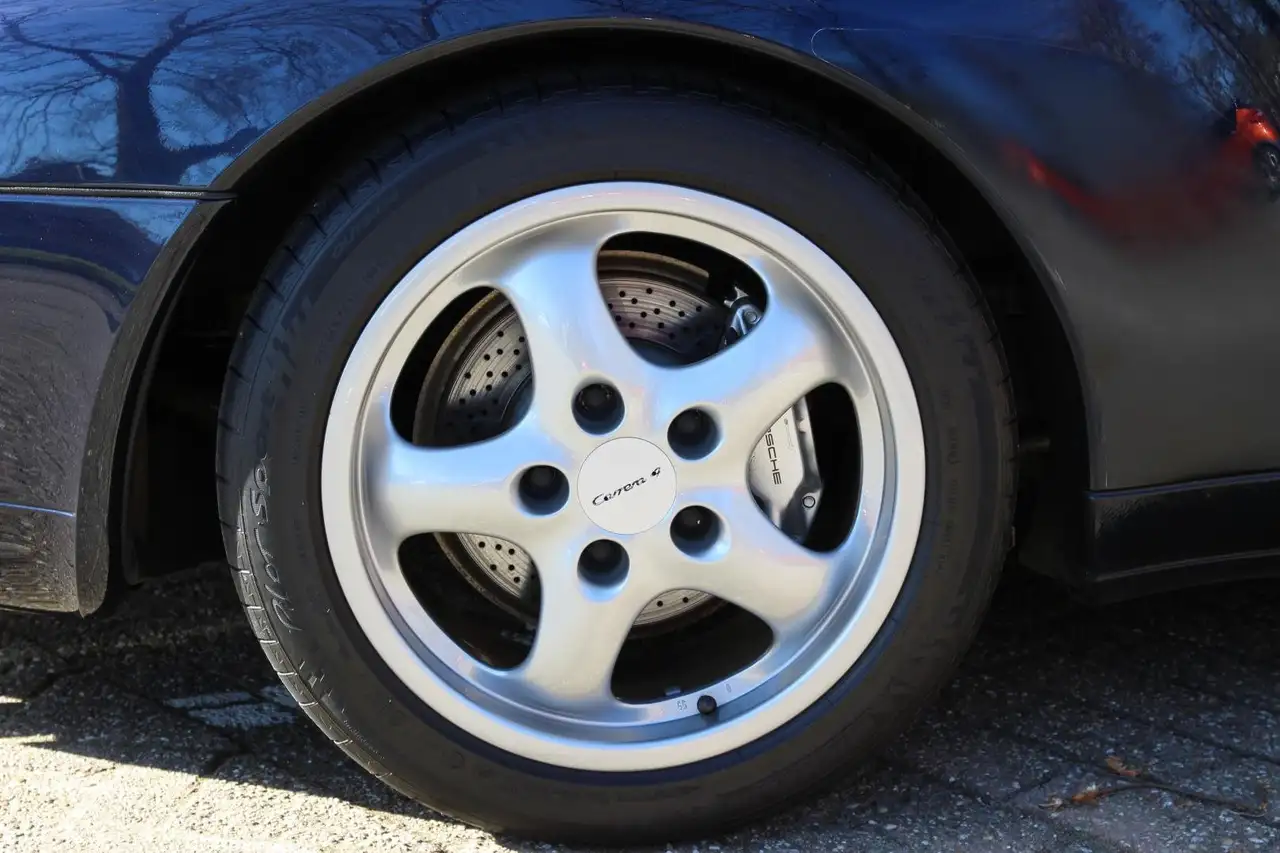 Porsche 911 3.6 Carrera 4, foto 12
