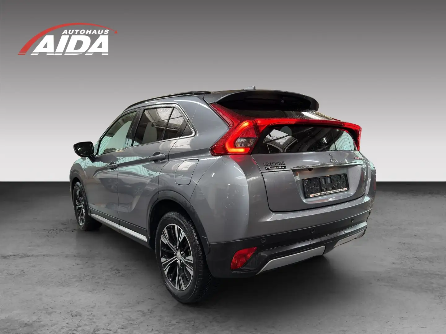 Mitsubishi Eclipse Cross Cross 1.5 T-MIVEC Intro Editon Gris - 2