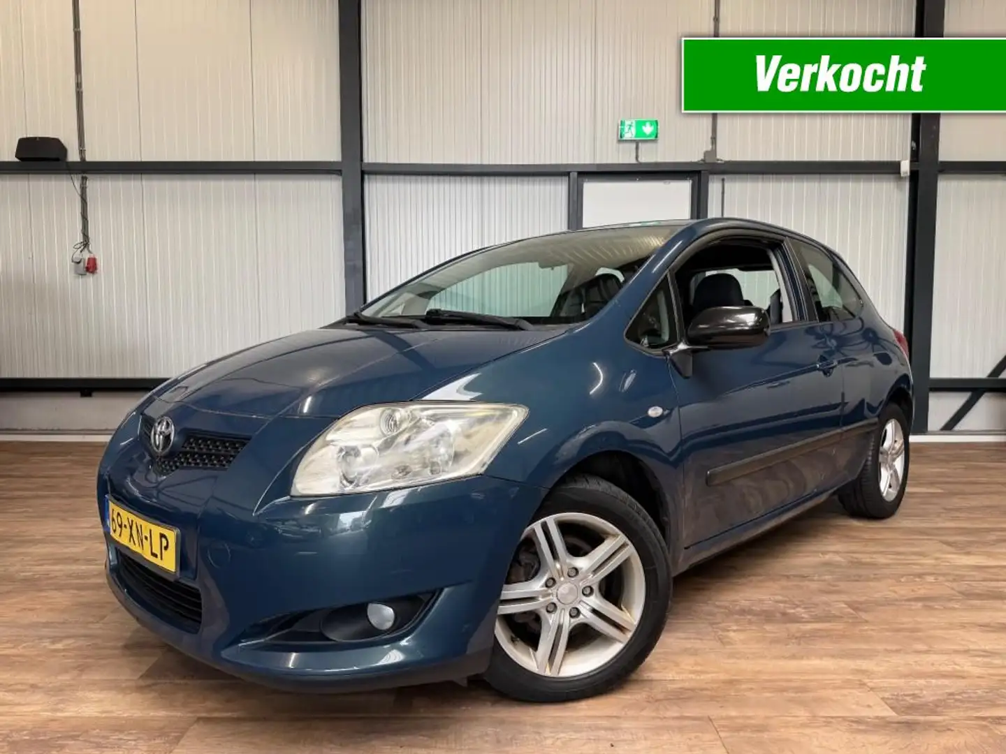 Toyota Auris 1.6-16v Sol / CLIMA / CRUISE / AUTOMAAT Bleu - 1