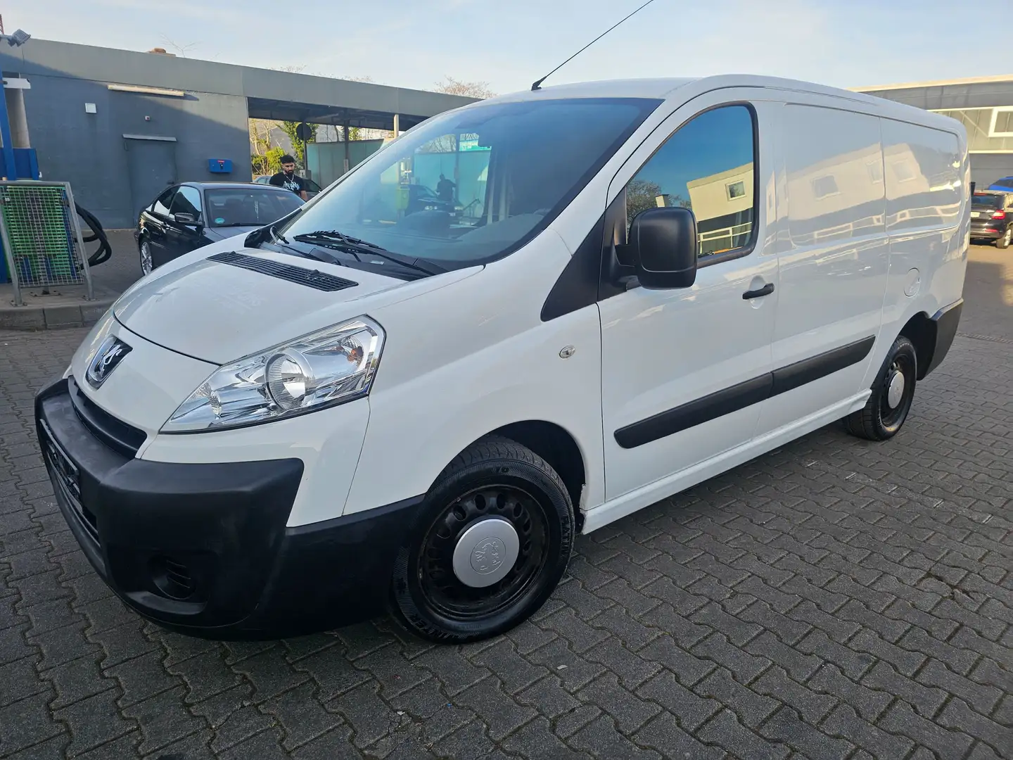 Peugeot Expert L2H1 FAP Cool in,Klima,AHK,3-Sitze,Tüv 04/2027 Weiß - 2