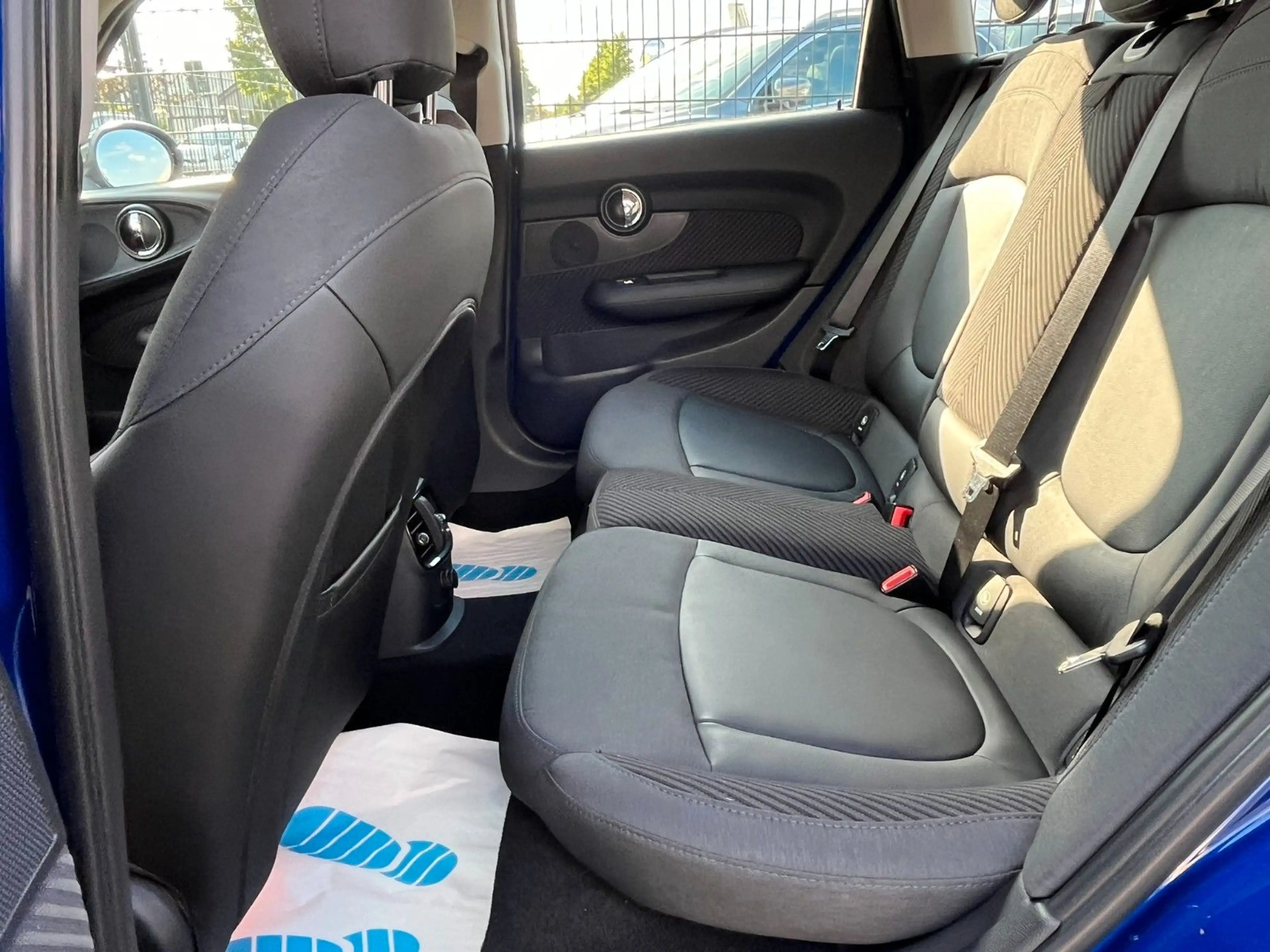MINI Cooper D Clubman Pepper Sitzheizung Navi Keyles — photo 17