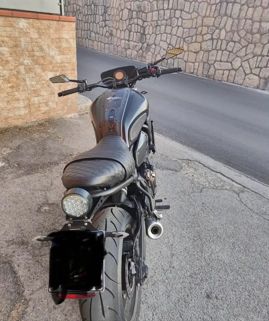 Yamaha XSR 700 - 2
