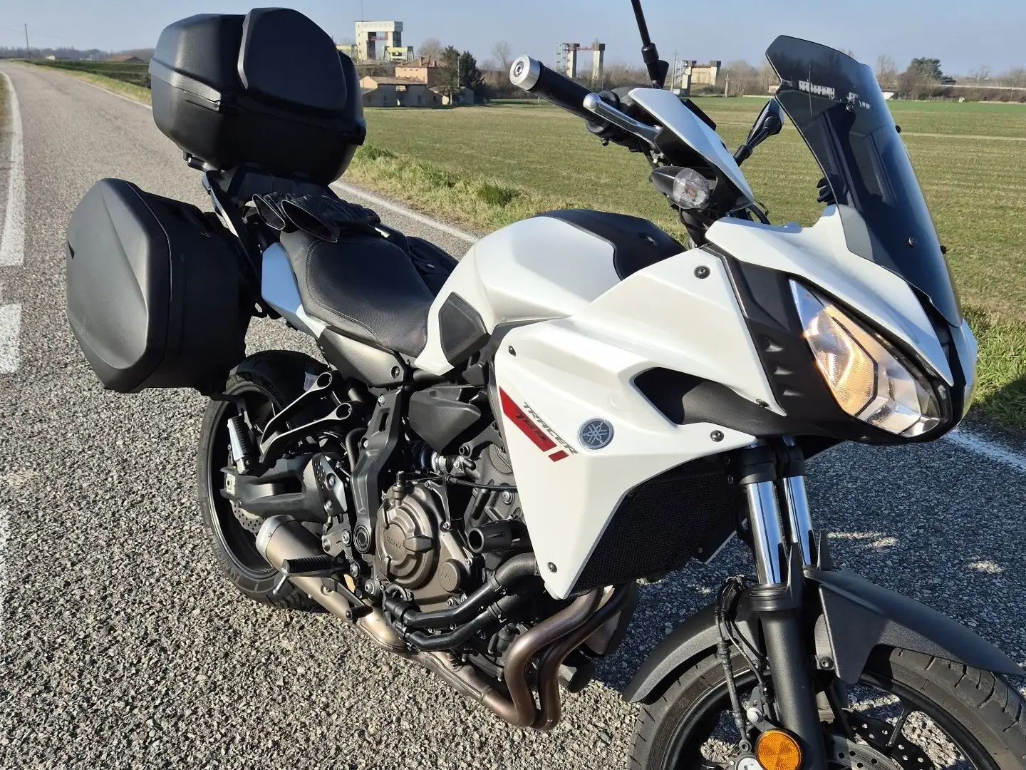 Yamaha Tracer 7 GT Blanco - 1