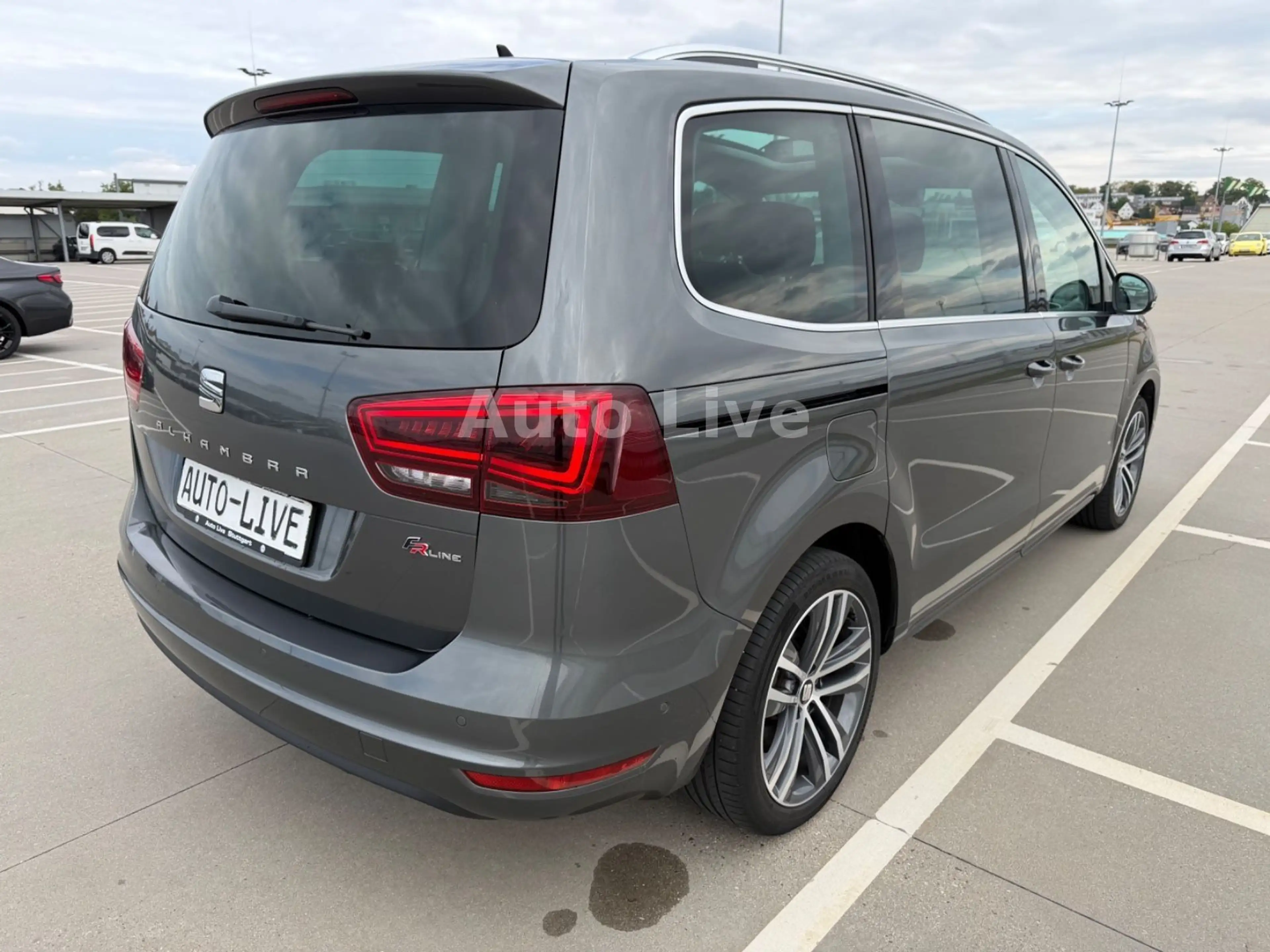 SEAT Alhambra 1.4 TSI*FR-Line*7xSITZ*PAN*LED*NAVI*AHK — photo 5