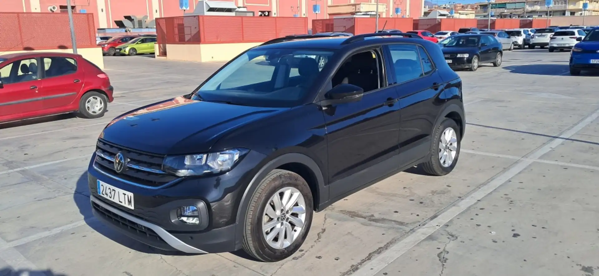 Volkswagen T-Cross 1.0 TSI Advance Negro - 1