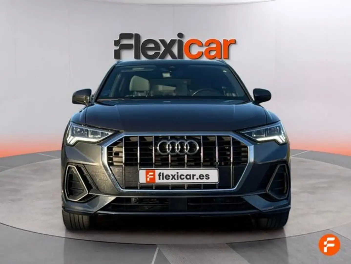 Audi Q3 45 TFSIe S line S-tronic Gris - 2