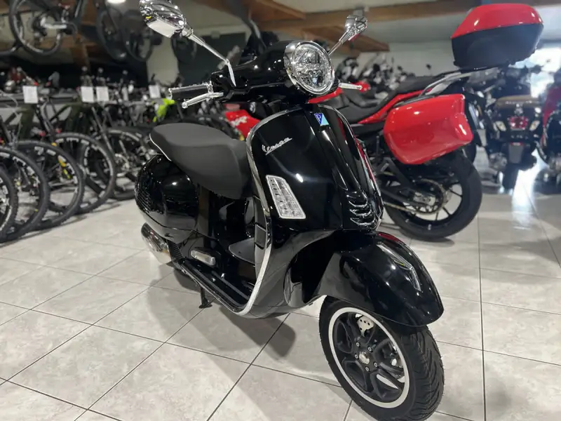 Vespa GTS Super 310 - foto 6