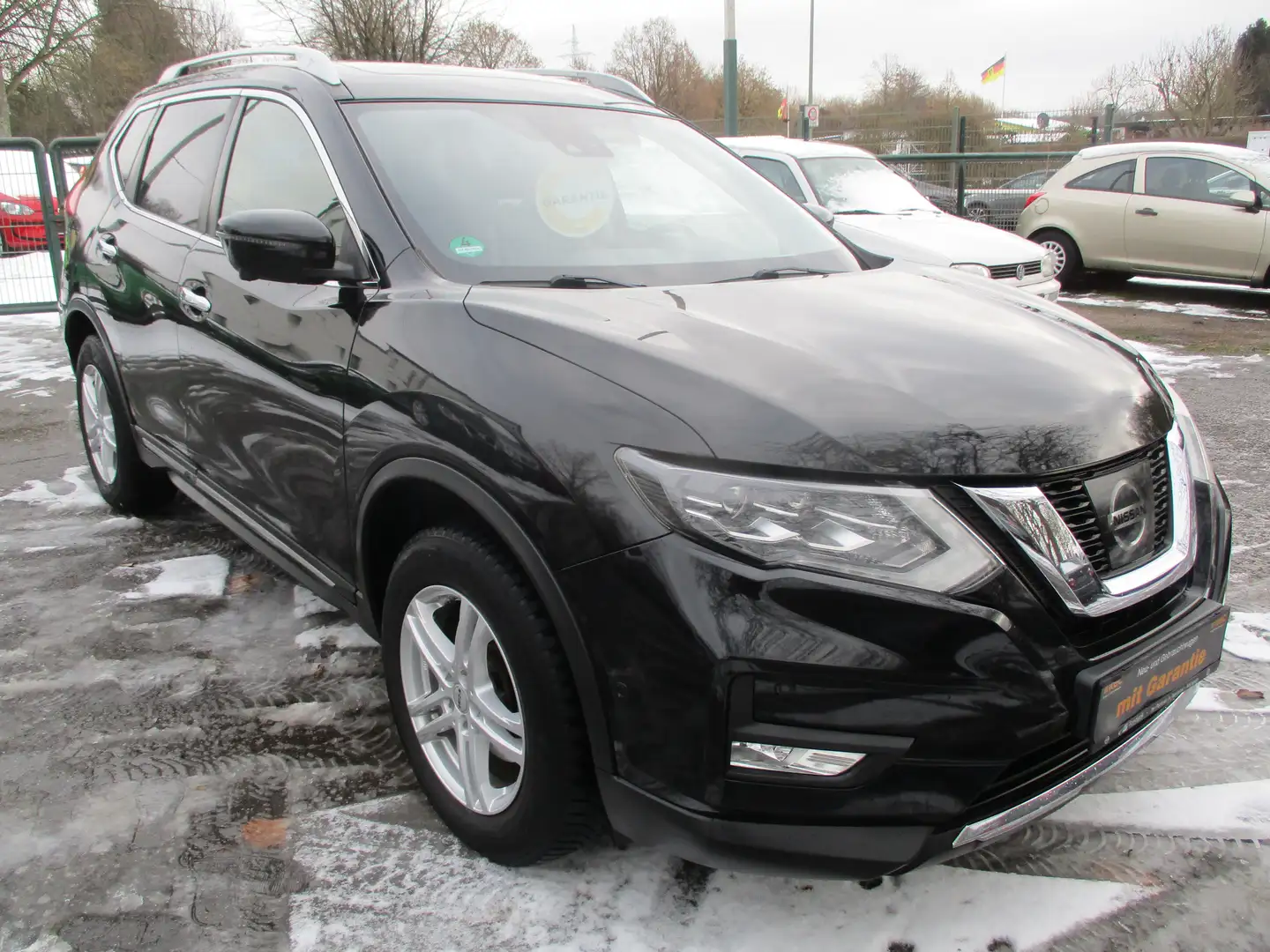 Nissan X-Trail Tekna 4x4 Schwarz - 1
