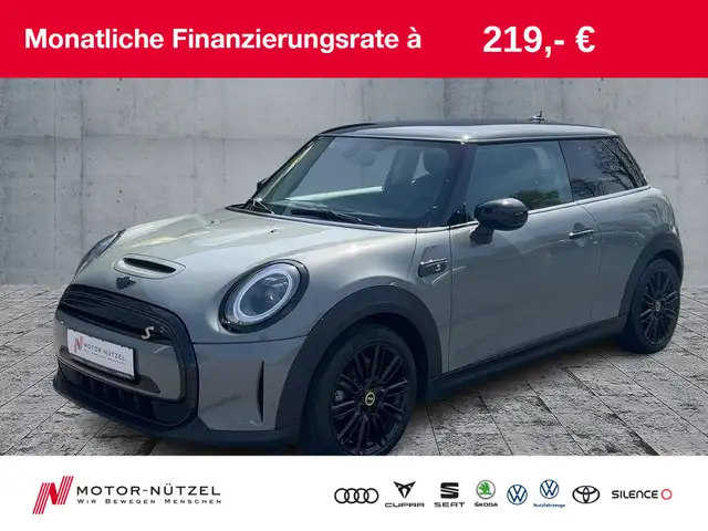 MINI Cooper SE LED+NAVI+LEDER+SHZ+PDC+GRA+MFL+DAB+17"