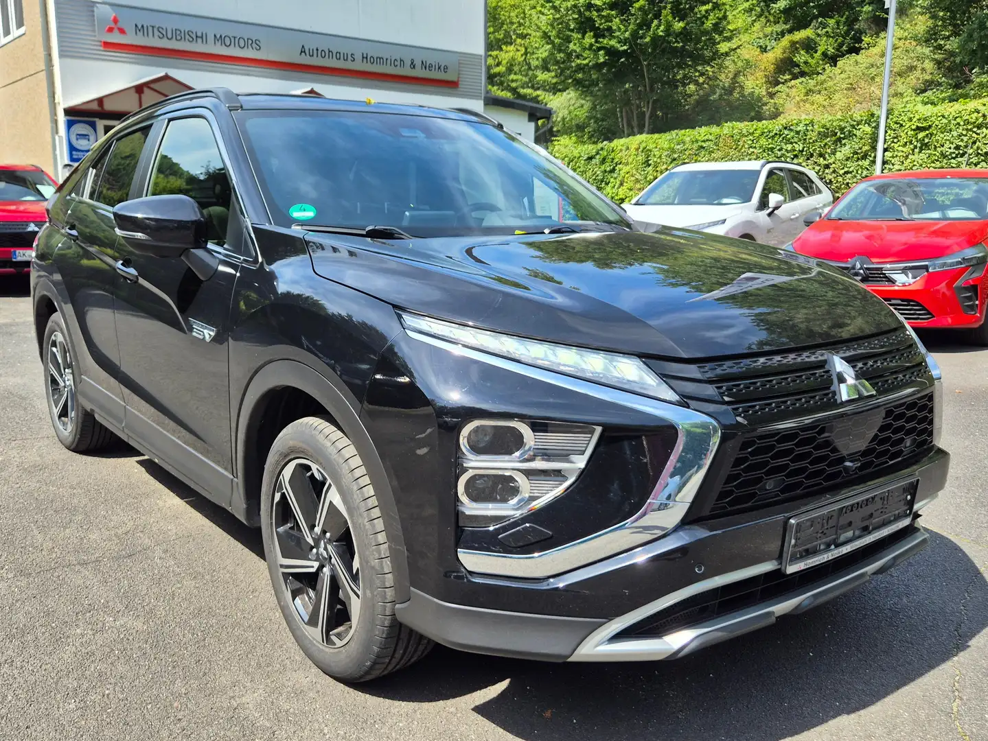 Mitsubishi Eclipse Cross Plug-in Hybrid Intro Edition SR/WR Schwarz - 2