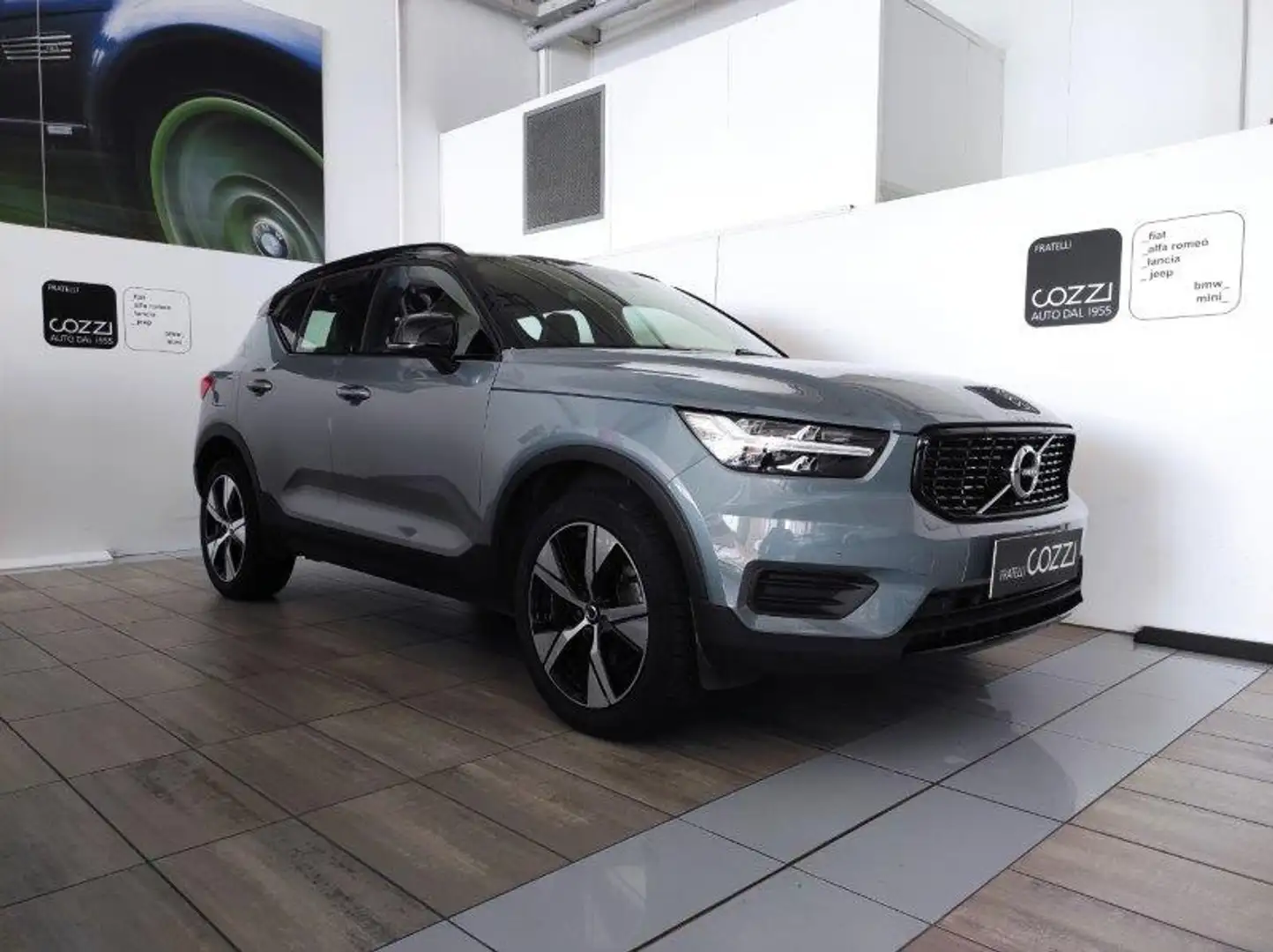 Volvo XC40 (2017-->) - XC40 T5 Recharge Plug-in Hybrid R-Desi Szürke - 1