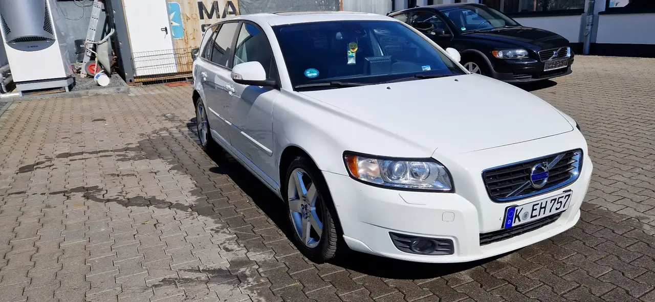 Volvo V50