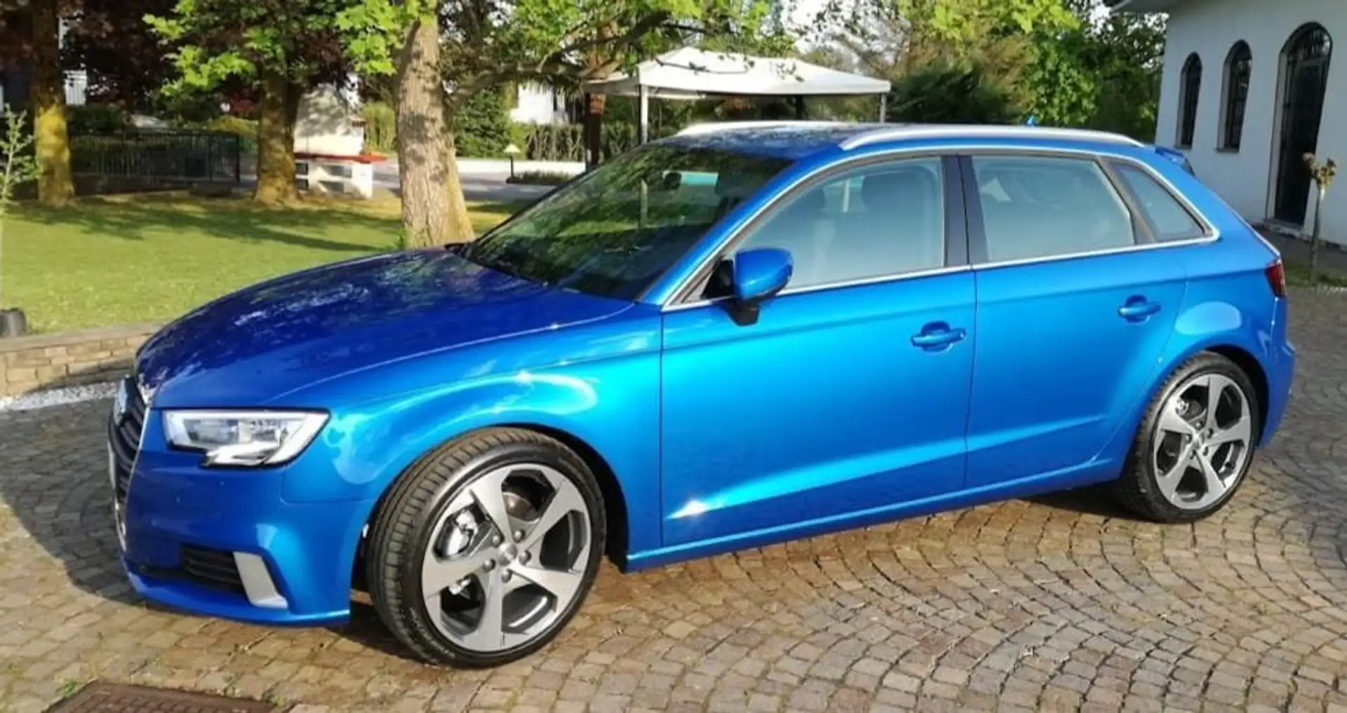 Audi A3 sportback 1.6 TDI - 116 cv - Blu ARA Blu/Azzurro - 2