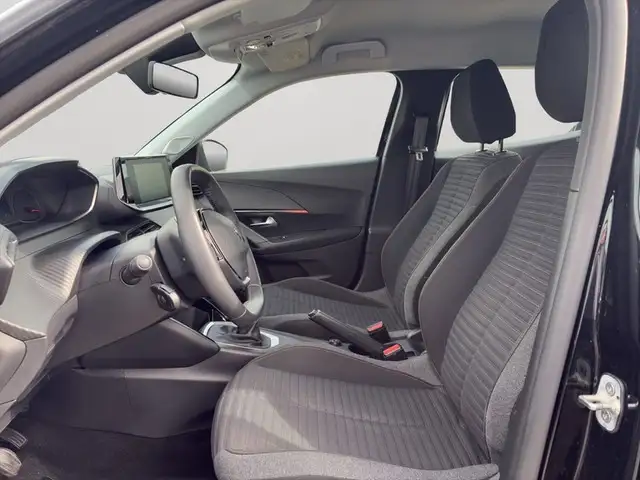 Peugeot 2008 view 8