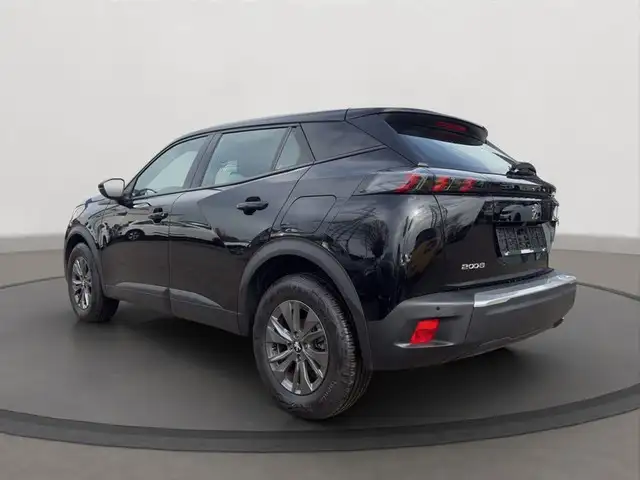 Peugeot 2008 view 3