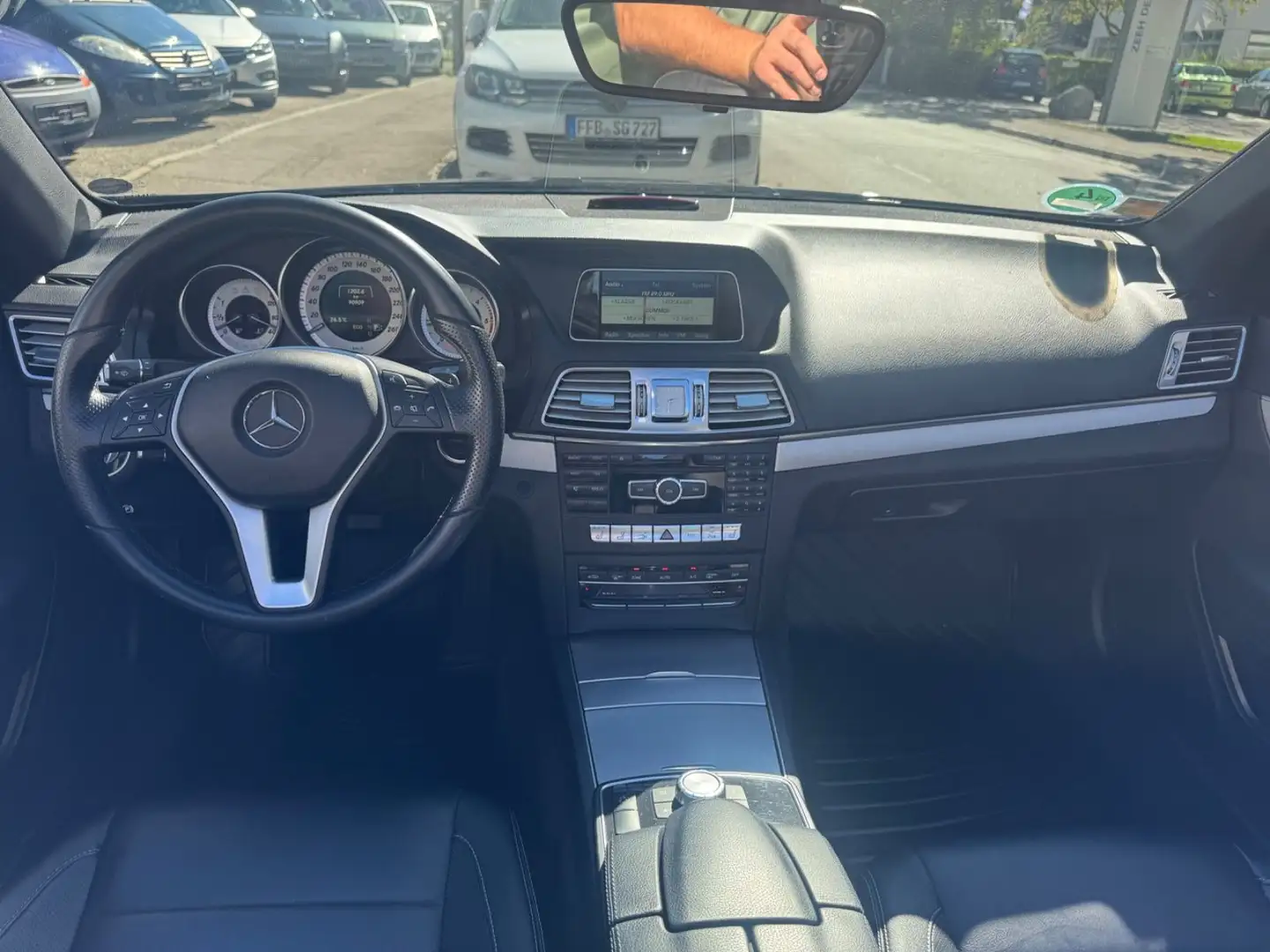 Mercedes-Benz E 220 CDI Cabrio LED/Sport-Pa./Leder/Tech.-Pa/19" Schwarz - 2