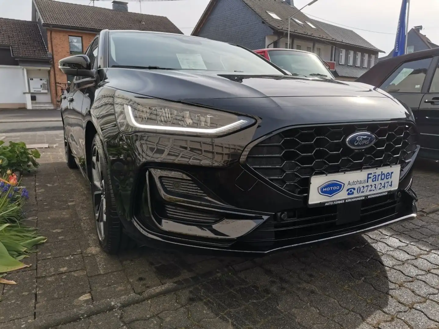 Ford Focus ST-Line X, Alu, Klimaautom.,Hybrid Schwarz - 2
