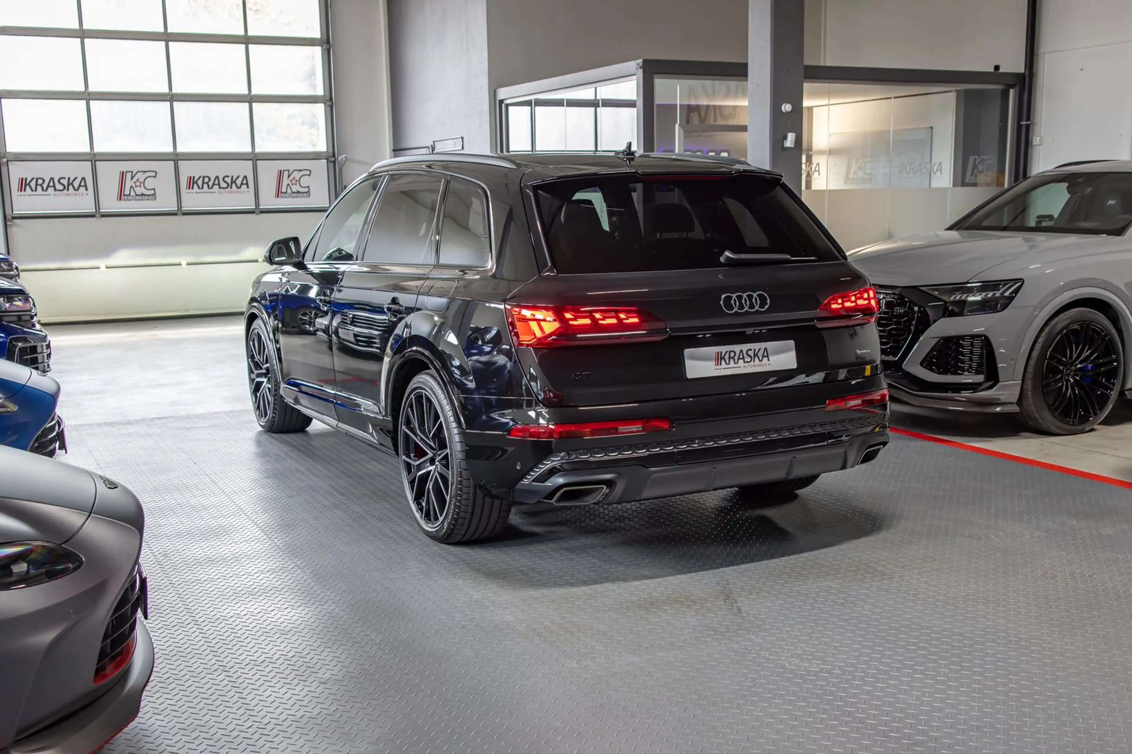 Audi Q7 60 TFSIe quattro S-line PANO B&O STHZ MASSAGE — photo 11